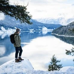 Danner Men's Arctic 600 7" WP 200G Side-Zip Hiking Boot- Brown- 67338 -Rocky Store 67338 lifestyle144